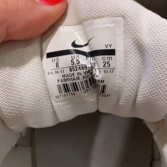 Nike Lunar’s - Picture 2 of 4